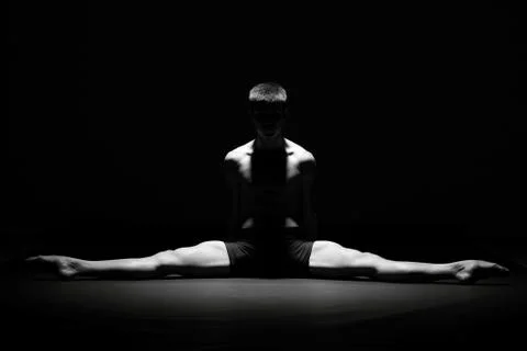 Ballet dancer in black Stock-Fotos