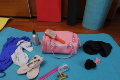 Ballet or dance practice preparation with equipment and accessories 库存照片