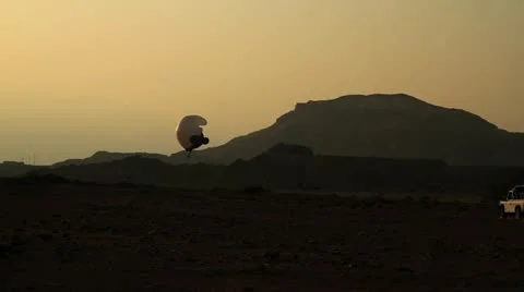 The ballon is in distress Stock Footage 12568527