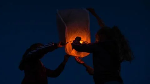 Balloon fire Sky lantern flying lanterns, hot-air balloons Lantern flies Stock Photos