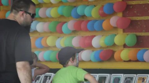 Balloon pop game Stock Footage 27814916