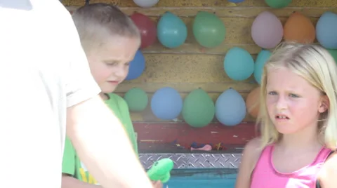 Balloon pop game Stock Footage 27816358