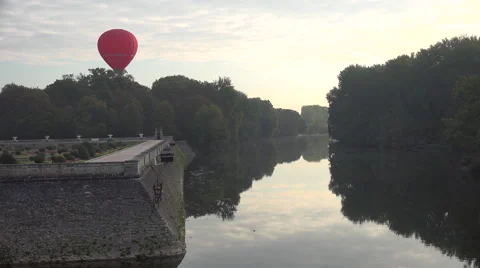 Balloon ride through the Loire Valley Stock Footage 68892736