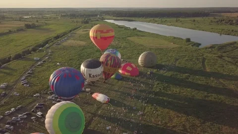 Balloon takes off into the sky Video stock 146993310