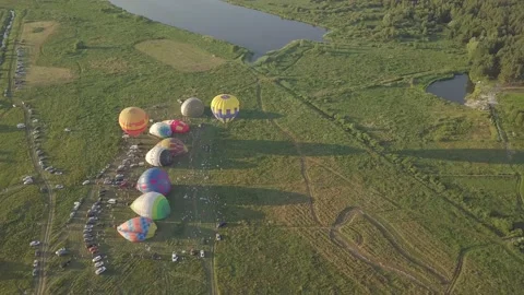 Balloon takes off into the sky Video stock 146993610