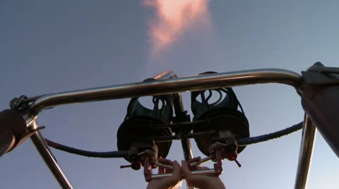 Balloonist sets fire to burner of hot air balloon Stock Footage 68082533