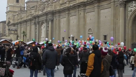 Balloons flying Stock Footage 71552418