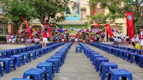 Balloons in schools Stock Footage 69186819