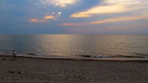 Baltic beach, dusk t3312B Video stock 10902146
