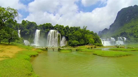 Ban Gioc waterfall panning. Stock Footage 55279885