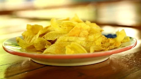 Banana chip Видео 92193318