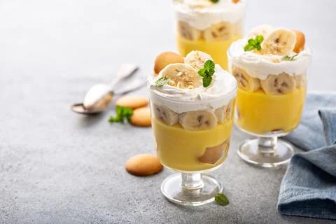 Banana pudding in small glasses Stock Photos