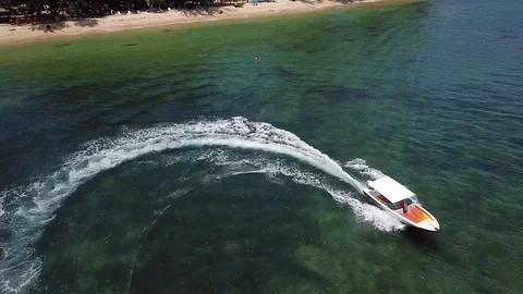 Bananaboat crash Stock Footage 91920746
