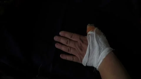 Bandaged hand Stock Footage 85808787