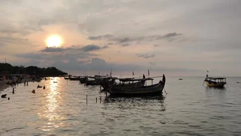 Bandengan Beach 4 Stock Footage 306945903