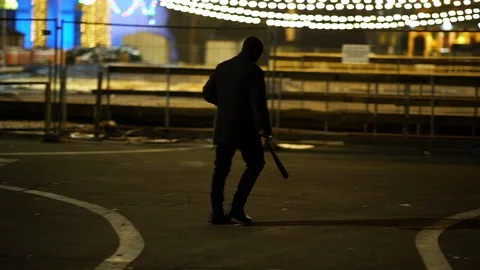 Bandit In Park At Night. Thug. Stockbeeldmateriaal 98928634