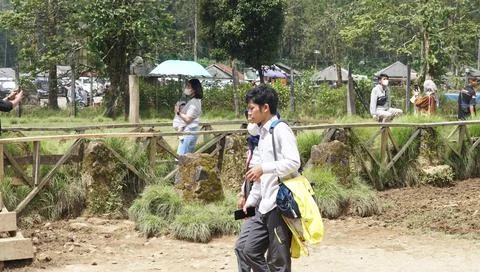 Bandung, West Java, Indonesia, May 7, 2022, Tourists enjoy the atmosphere o.. Stock-Fotos