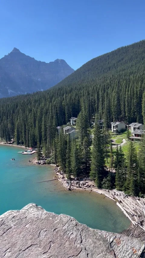 Banff Canada September 01 2024 View of Moraine Lake in Banff National Park 스톡 동영상 343317075