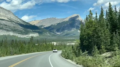 Banff Canada September 03 2024 Driving on Icefields Parkway to Columbia Icefield Stockbeeldmateriaal 343320970