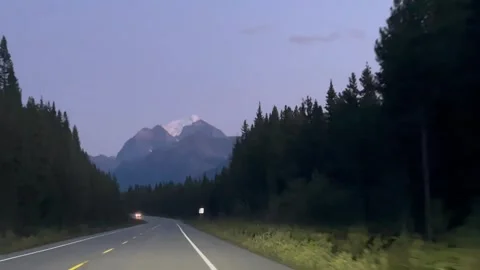 Banff Canada September 03 2024 Driving on Icefields Parkway to Banff at night 動画素材 344009208