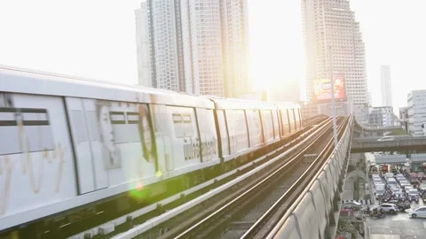Bangkok train skytrain sunset bts railway cityscape Video stock 231848725