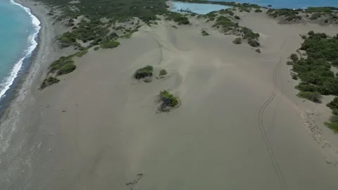 Bani-dunes-drone-panorama-ocean-and-desert-4k-06 Stock Footage 335938599
