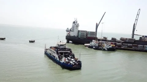 Banjul Ferry 1 Video stock 152780777