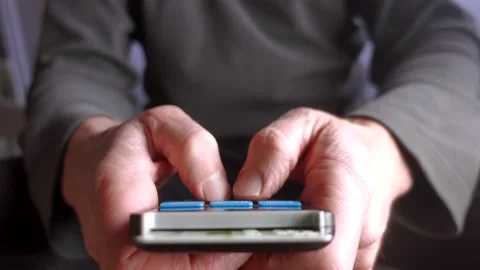 Bank card reader chip reader authentication device 스톡 동영상 146996939