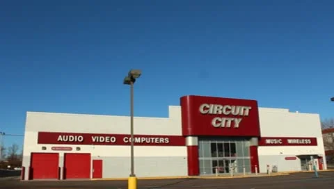 Bankruptcy Bad Economy Closes Circuit City Retail Stores Stock Video Stock Footage