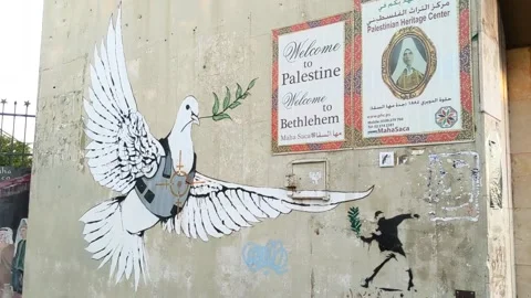 banksy 2017 peace dove 3枚セット Banksy Street Artist Peace Dove with Bullet Vest Print A4 A3