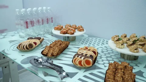 Banquet menu. Pastries on the buffet. Видео 167734878