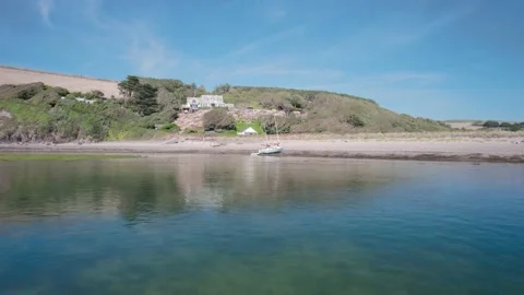 Bantham Beach and River Avon from a drone, South Hams, Devon, England 스톡 동영상 205512595
