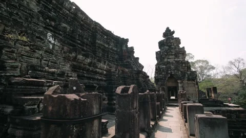 Baphuon temple ruins within the ancient city of angkor thom in Cambodia, Siem Vidéo 326111891