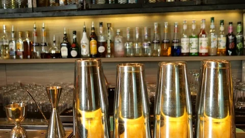 Bar counter in the hotel 스톡 동영상 119918358