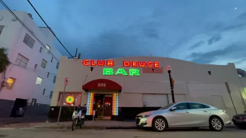 Bar deuce miami beach Stock Footage 159082152