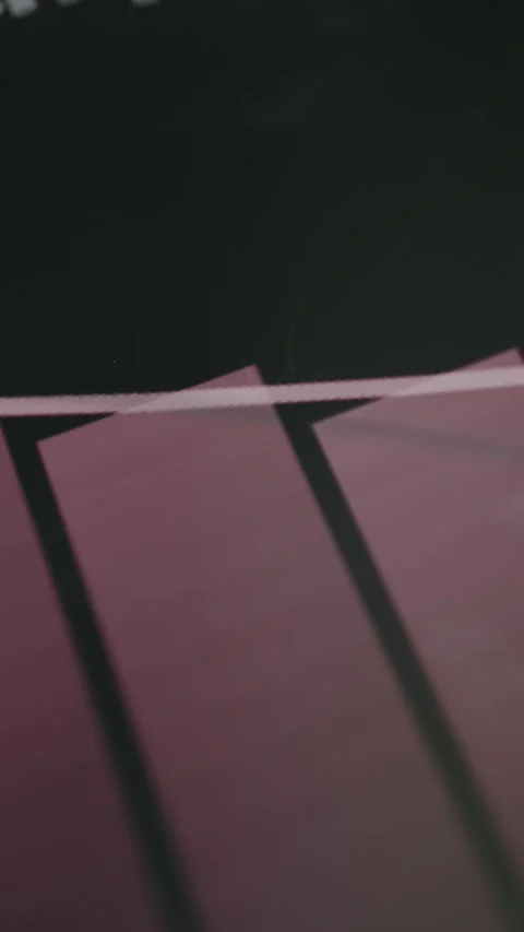 A bar graph showing a declining trend Stock-Footage 332922908