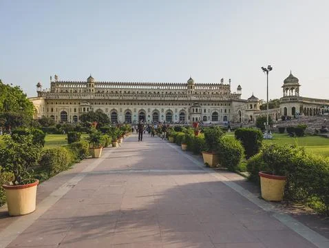 The Bara Imambara, Garden path leading to historic palace Stock Photos