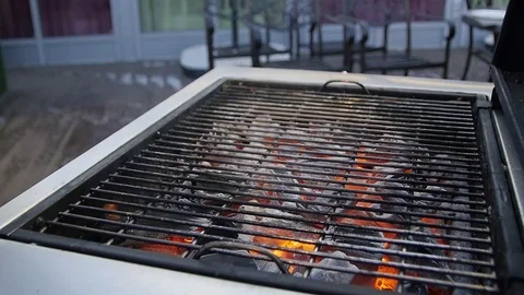 Barbecue with burning Coals Video stock 101435280