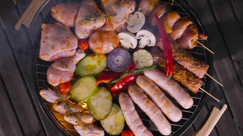 Barbecue in close-up, slow motion Video stock 128179474