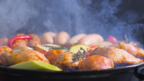 Barbecue in close-up, slow motion Video stock 128179905