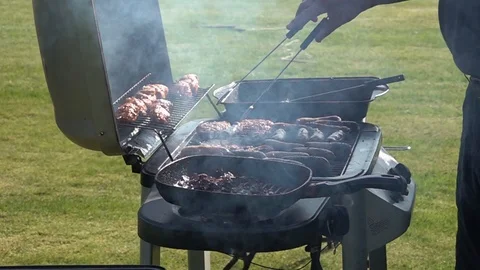 Barbecue grill Stock Footage 89684707