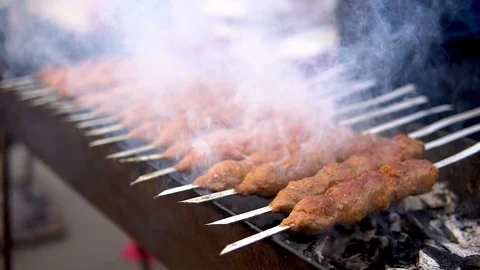 Barbecue meat in large quantities Video stock 115659555