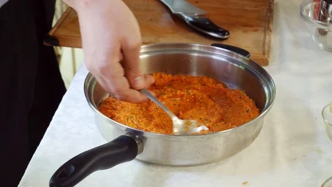 Barbecue-side dish of baked vegetables Vídeo Stock 105398868