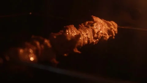 Barbecue on a Spit Video stock 280314240