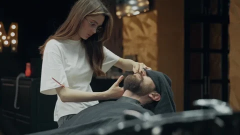 Barber Trimming Client Beard With Scissors 動画素材 342519428