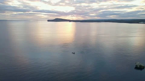 Barca en calma Stock Footage 153236736