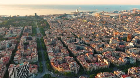 Barcelona aerial view, famous Eixample residential district urban forms Video stock 194543154
