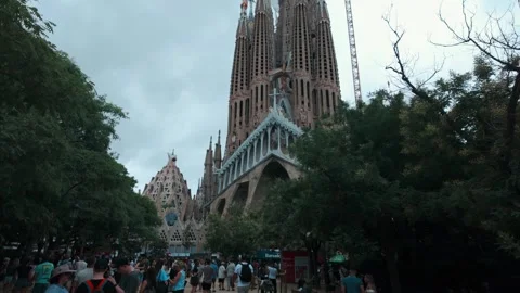 Barcelona City in Spain 動画素材 327765745