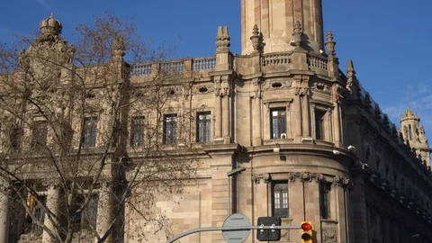 Barcelona main post office tower, Correos. 스톡 동영상 124390752