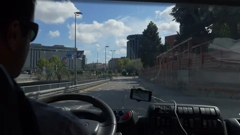BARCELONA, SPAIN - AUGUST 13, 2017: BUS ON ROAD DESTINATION TO BARCELONA Видео 106089194